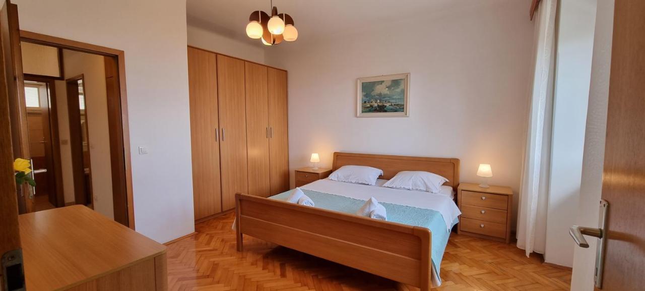 Apartments Anamarija Opatija Exterior photo