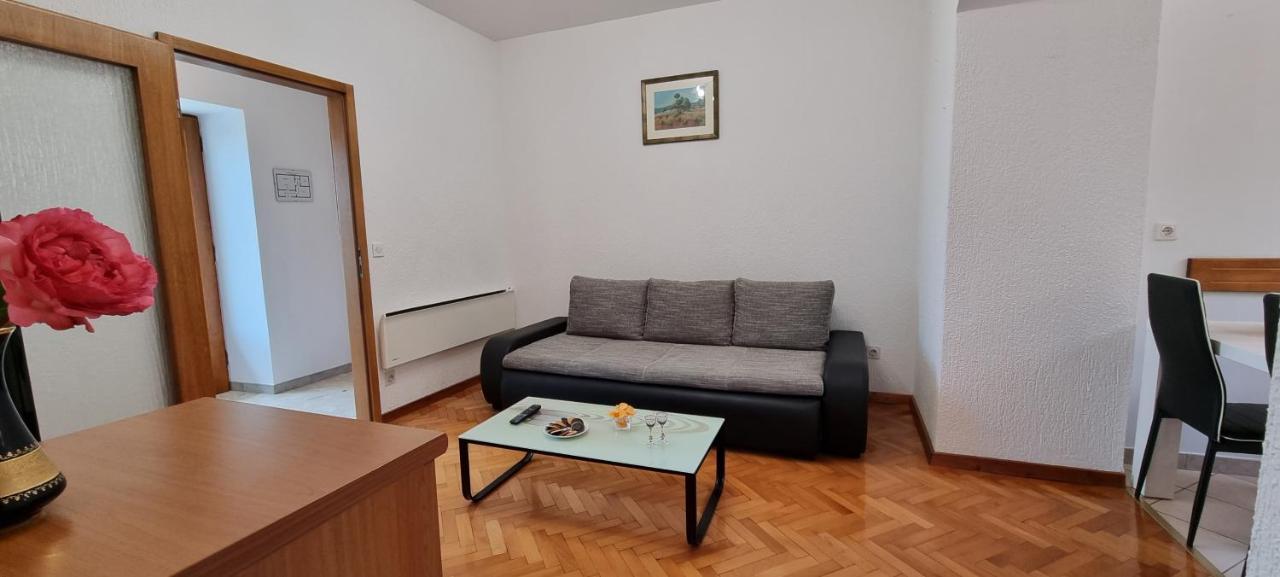 Apartments Anamarija Opatija Exterior photo